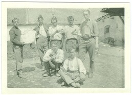 Soldaten als vogelliefhebbers, s.d. | Soldiers as bird lovers, date unknown