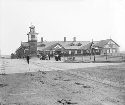 An Elizabethan railway station