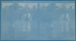Swahili girl Mariam Ascha and Kirsti Gallen-Kallela standing in front of the Gallen-Kallela family's last African home in Nairobi in October 1910 (copy 1).