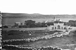 Rocky Road to Roundstone Retreat