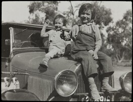 Two bonnie Australians, Wilcannia, NSW, between 1935-1937 / photographer Reverend Edward ("Ted") Alexander Roberts