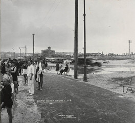 Bondi Beach, Sydney, 1922 / photographed by R. P. Moore