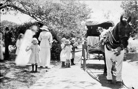 Christmas at "Ollera" - Guyra, NSW, 25 December 1913, Everett & McKenzie families