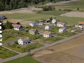 Kveldeveien, Hedrum