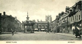 Market Place, Beverley c.1900s (archive ref PO-1-14-326)