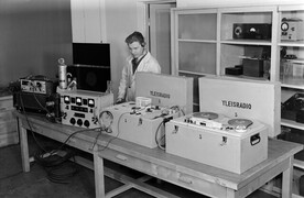 Equipment made in Yleisradio's workshop at the end of the 1930's intended for broadcasting the 1940 Olympics, ca. 1940.