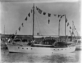 Yacht : commissioned by Mrs. Stanley Lyons, 62 Leinster Road, Rathmines