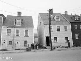 154-154 1/2 Creighton St.