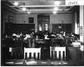 Alumni Library reading room 1919