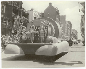 Float in Sesquicentenary parade "Australia's March to Nationhood", 26 Jan 1938, Walkabout