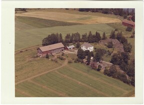 Ramberg gÃ¥rd, Botne