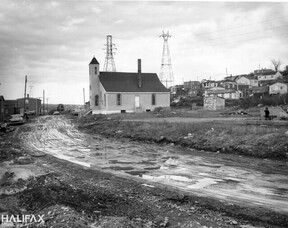 The Seaview Baptist Church with houses in the background