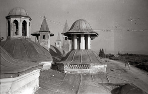 Lantern Lighting Towers