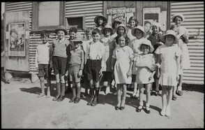 Sunday school, Wilcannia, NSW, 1937 / photographer Reverend Edward ("Ted") Alexander Roberts