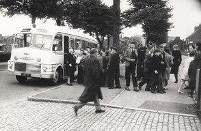 Volunteers board a bus in Hull 28 May 1961 (archive ref CD-103) (7)