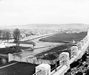 Finally, a big wall around Cork