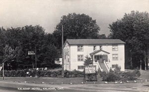 Vintage Postcard of the Kaladar Hotel