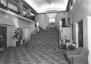 Minerva Theatre, Potts Point and Kings Cross, Sydney, May 1939 / photographer Sam Hood
