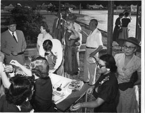 Dollinger Steel Fiftieth Anniversary Celebration Guests Arriving (AC604-1A-016-011)