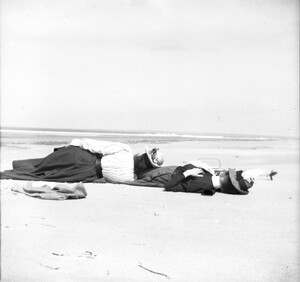 Grace and Mary at Ipswich Beach 002